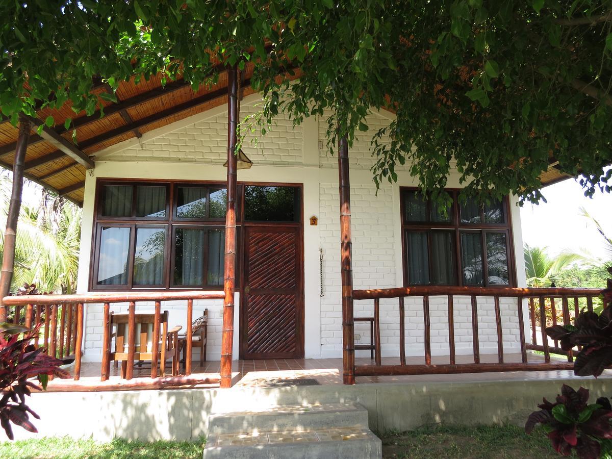 La Choza Bungalows Tambo Grande Esterno foto